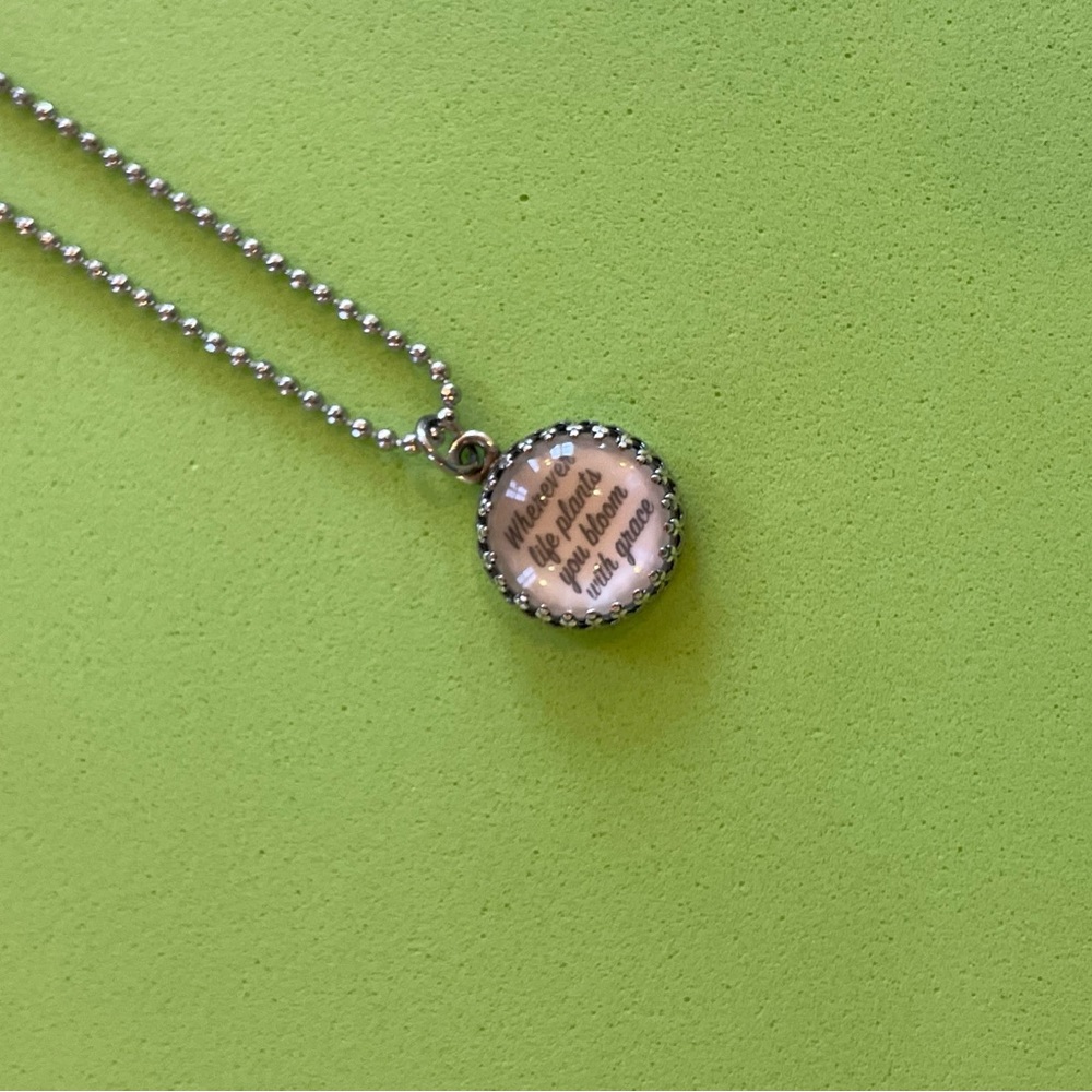 NWOT Sweet Handmade Necklace Silver Toned Chain Outdoors Hiker Gardener